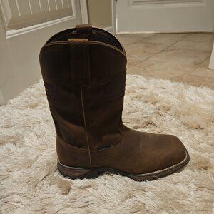 Ariat Women's Boots Style #10040369 Size 8